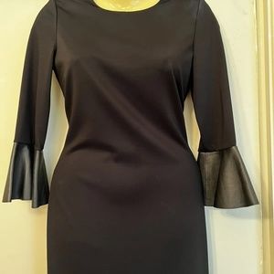 Alice & Olivia Classics  Black Viscose dress, Lamb Leather Trim size 8
